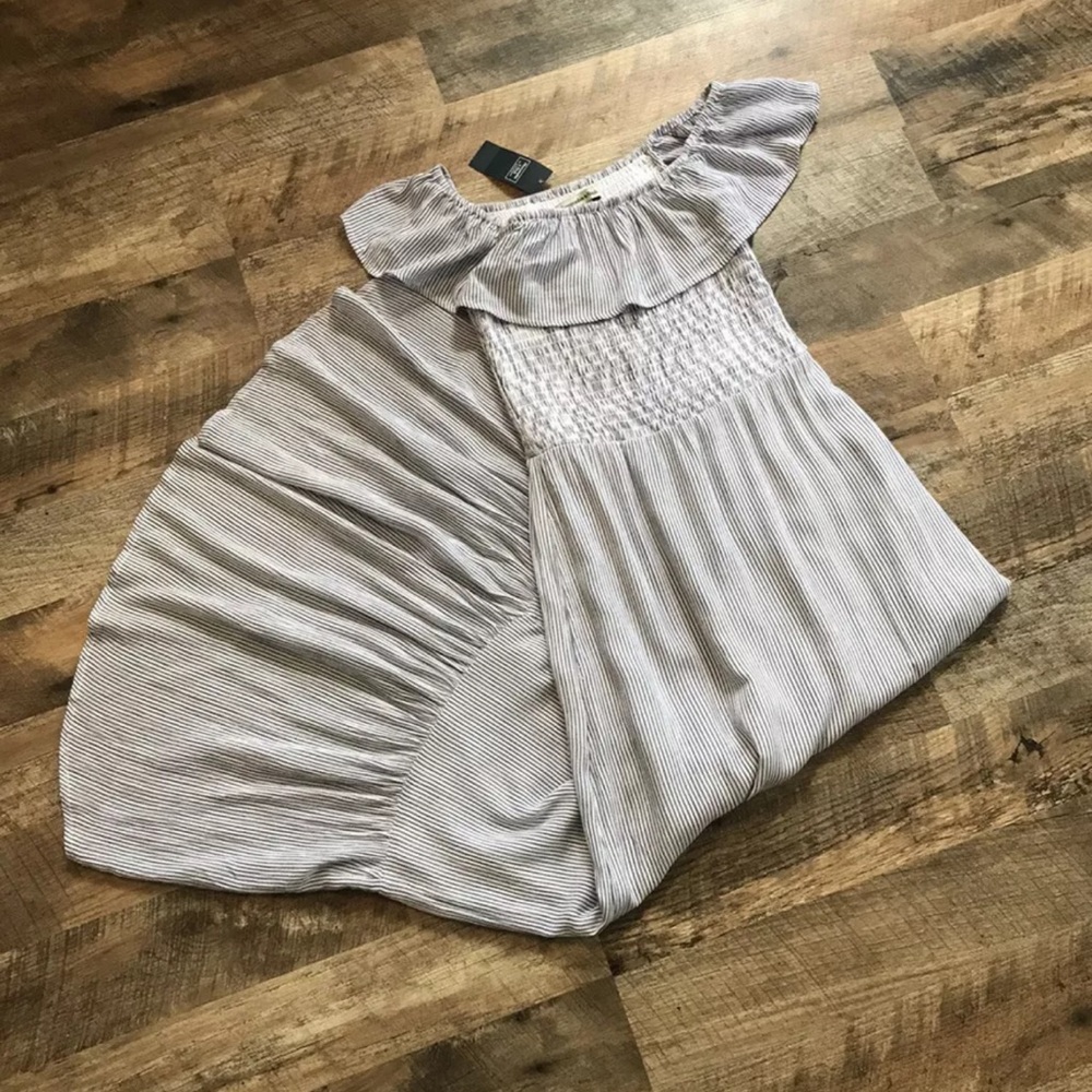 NWT Abercrombie & Fitch Beachy Off The Shoulder Sleeveless Maxi Dress Size Small